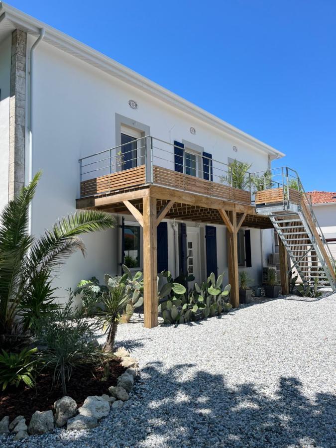 Escapade Ocean Apartment ลาแบ็นน์ ภายนอก รูปภาพ